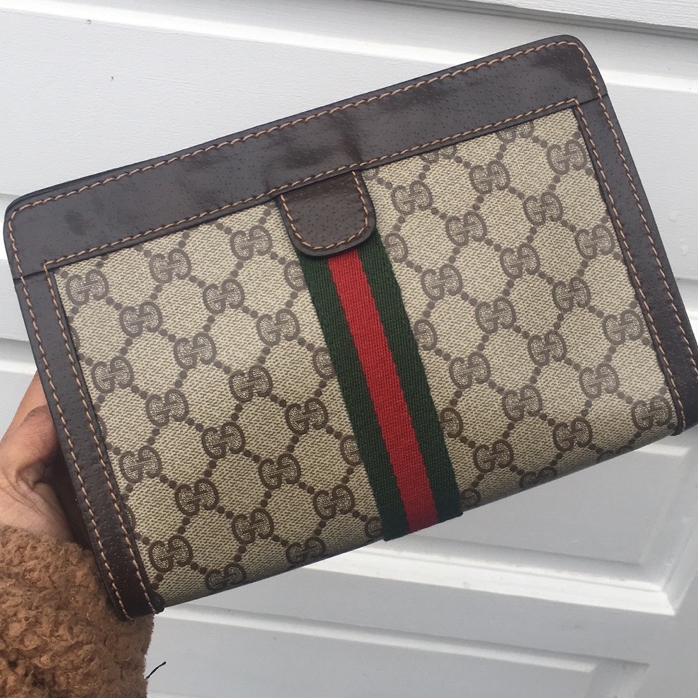 Gucci Vintage Pouch - A classic!